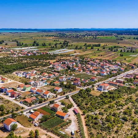 Nyaraló Gorgeous In *